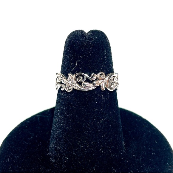 Jewelry - Elegant 925 Sterling Silver Filigree Vines Swirl Wedding Band Ring - Size 5